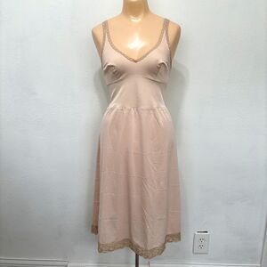Womens Vintage Full Slip Dress Size 16T Mid Century Pinup Coquette Lace Trim
